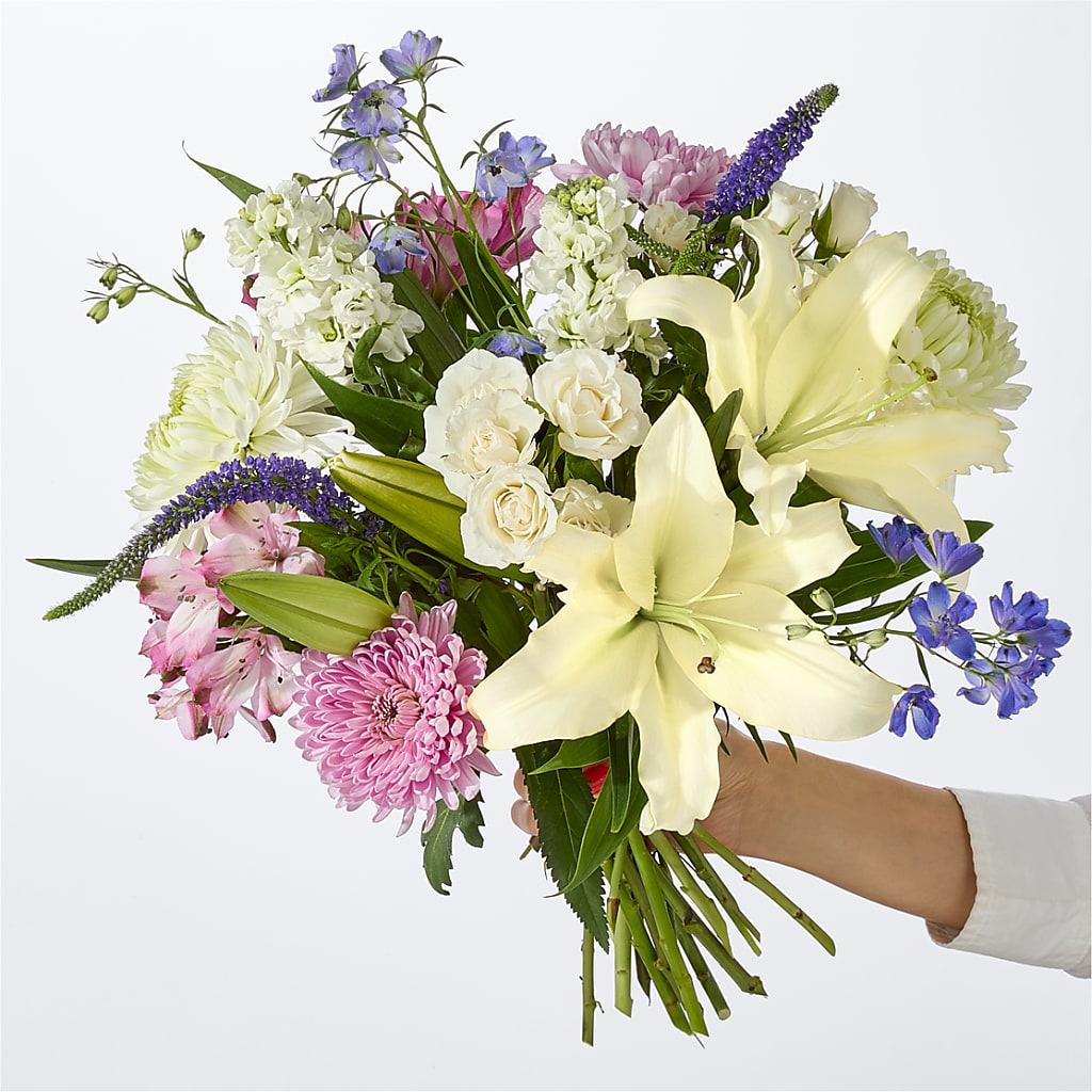 Winter Celebration Bouquet – Daily Bloom, San Antonio TX