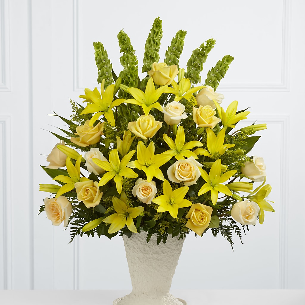 Golden Memories Arrangement – Daily Bloom, San Antonio TX