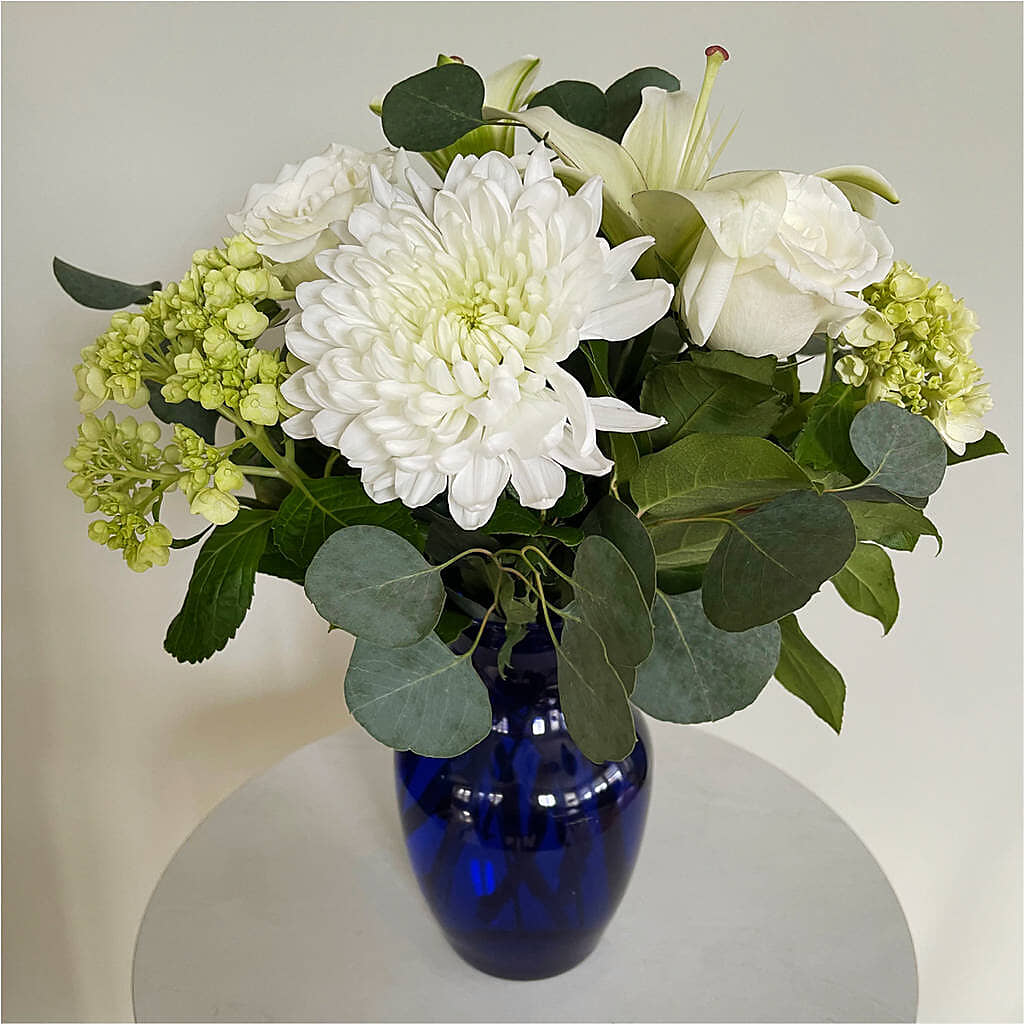 Snowy Dreams Bouquet –  Daily Bloom, San Antonio TX