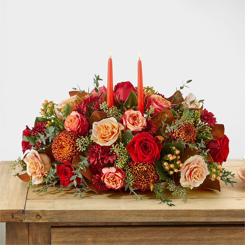 Gather Near Centerpiece –  Daily Bloom, San Antonio TX